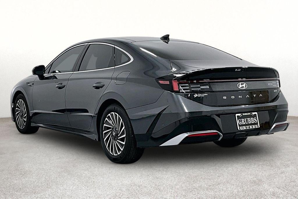 2026 Hyundai SONATA HYBRID — interior view
